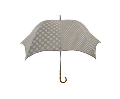 ディチェザレデザインによる彫刻的フォルムのアートな傘