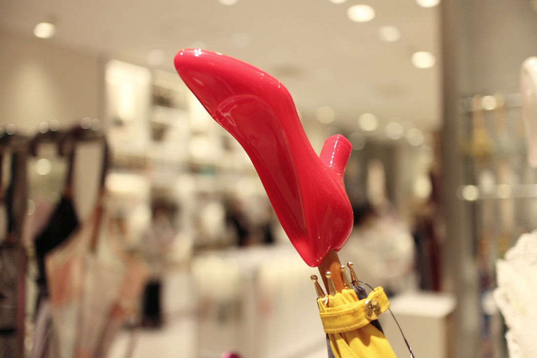 伊勢丹新宿 ディチェザレデザイン VERO TWIQO の傘 1